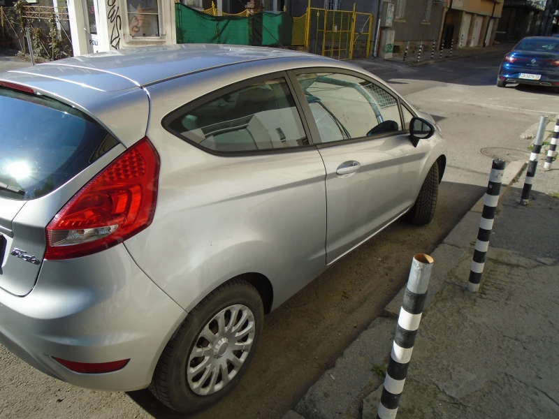 Ford Fiesta 1.4 ГАЗ, снимка 8 - Автомобили и джипове - 47776916