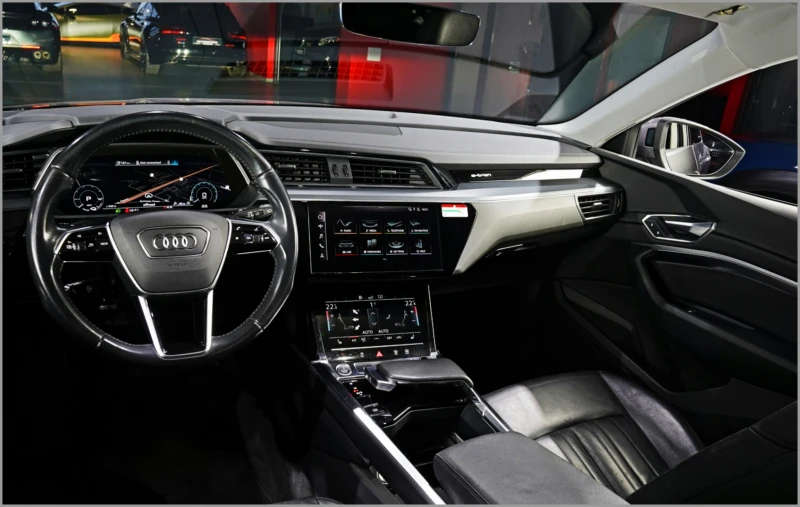 Audi E-Tron Adanced* 95kWh* Quattro, снимка 11 - Автомобили и джипове - 48103872