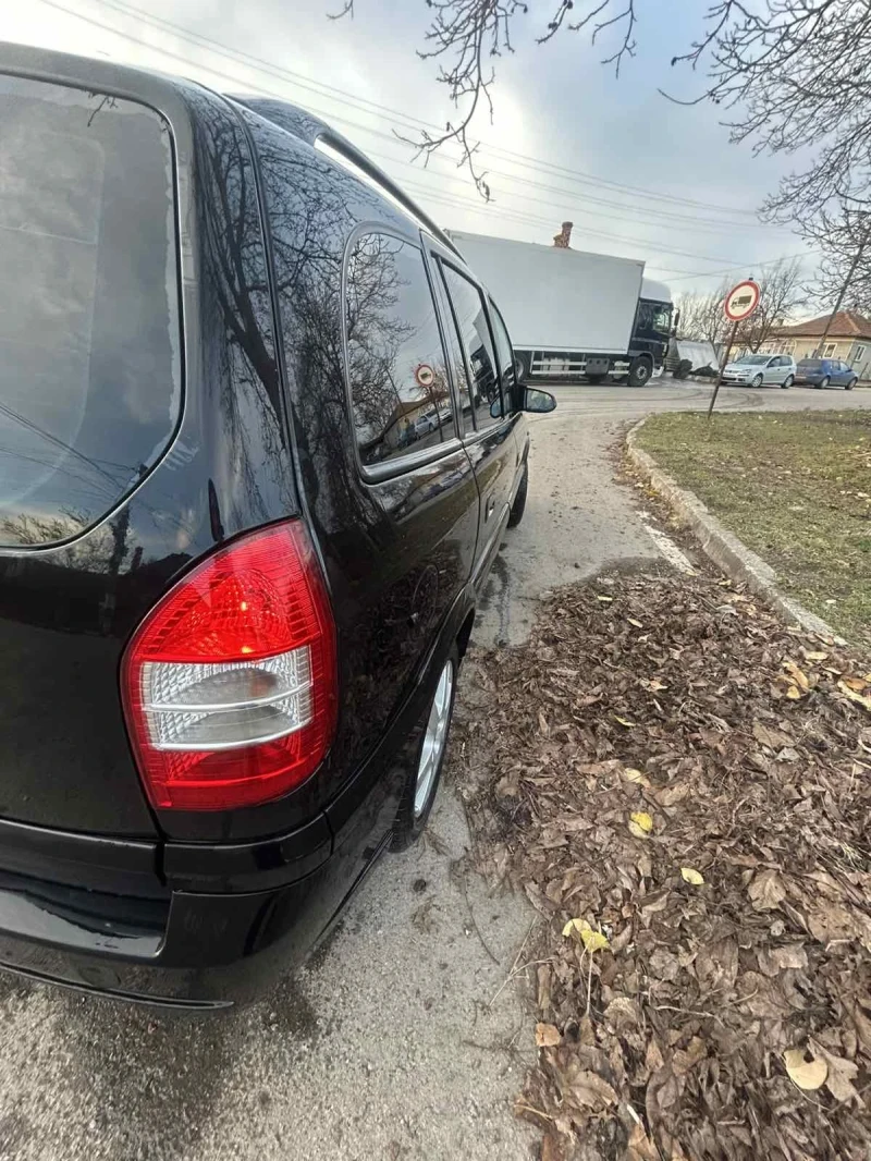 Opel Zafira 2.0 OPC, снимка 8 - Автомобили и джипове - 48407788