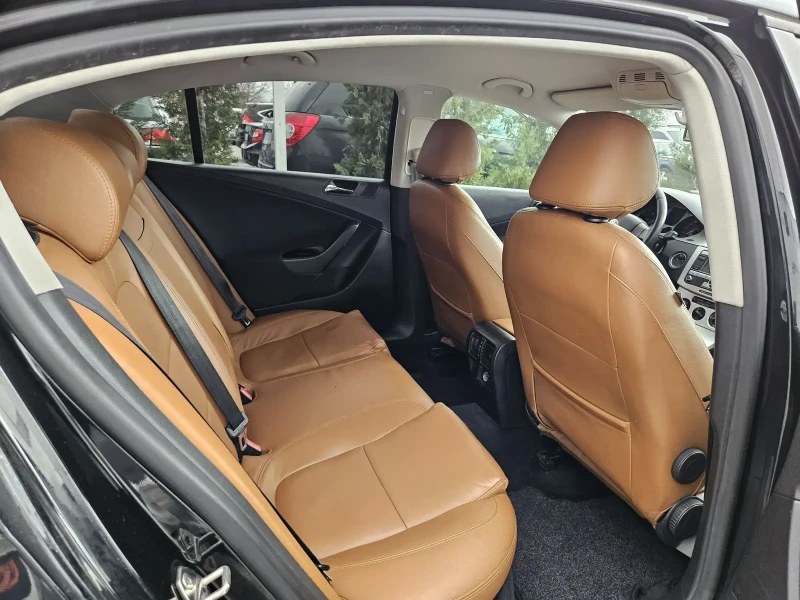 VW Passat 2.0TDI-140кс= СЕДАН= 6СКОРОСТИ= HIGHLINE, снимка 14 - Автомобили и джипове - 49484558
