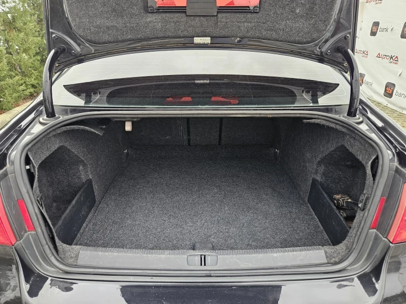 VW Passat 2.0TDI-140кс= СЕДАН= 6СКОРОСТИ= HIGHLINE, снимка 10 - Автомобили и джипове - 49484558