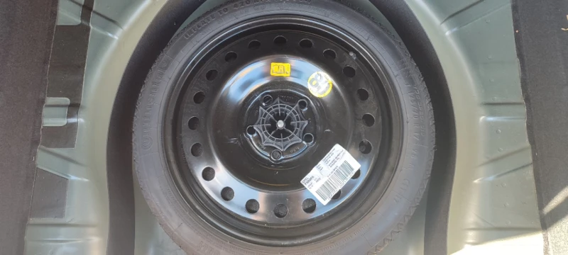 Opel Insignia Sports tourer , снимка 16 - Автомобили и джипове - 50070929