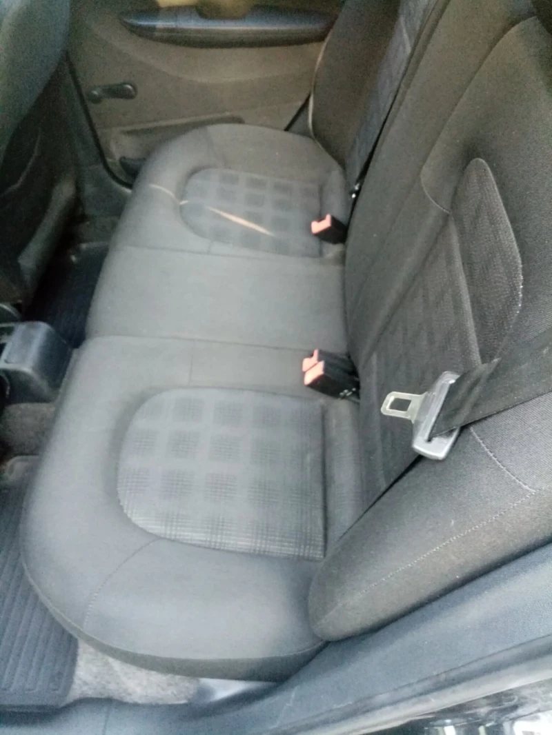 Skoda Fabia ТОП 1.9ТДИ 101кс Full Ekstra, снимка 9 - Автомобили и джипове - 52393814