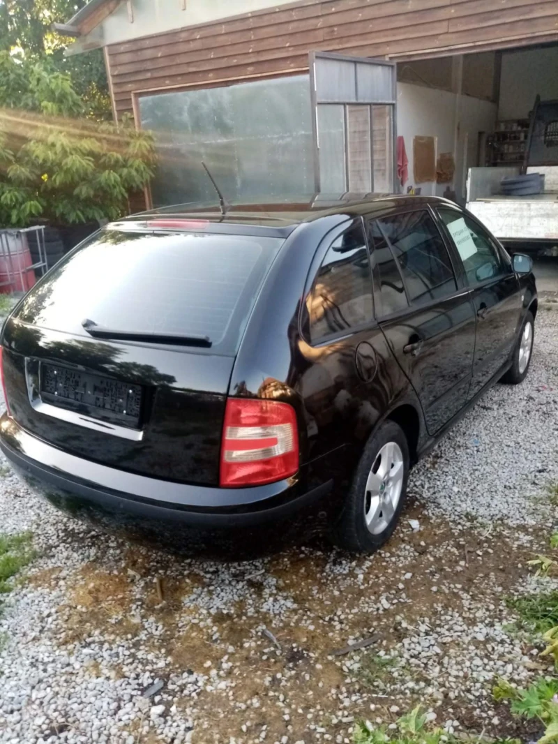 Skoda Fabia ТОП 1.9ТДИ 101кс Full Ekstra, снимка 4 - Автомобили и джипове - 52393814