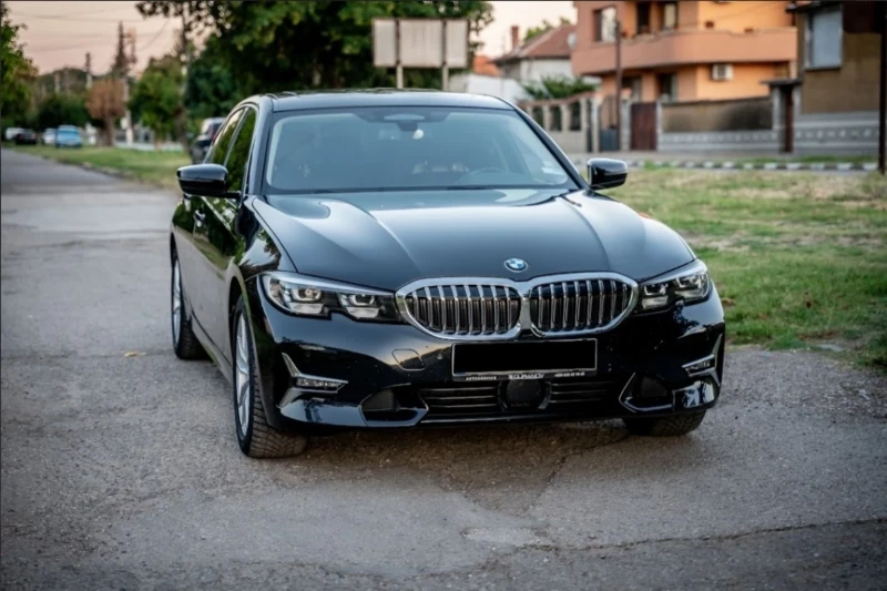 BMW 320 D xDrive Mild Hybrid, снимка 4 - Автомобили и джипове - 52301191