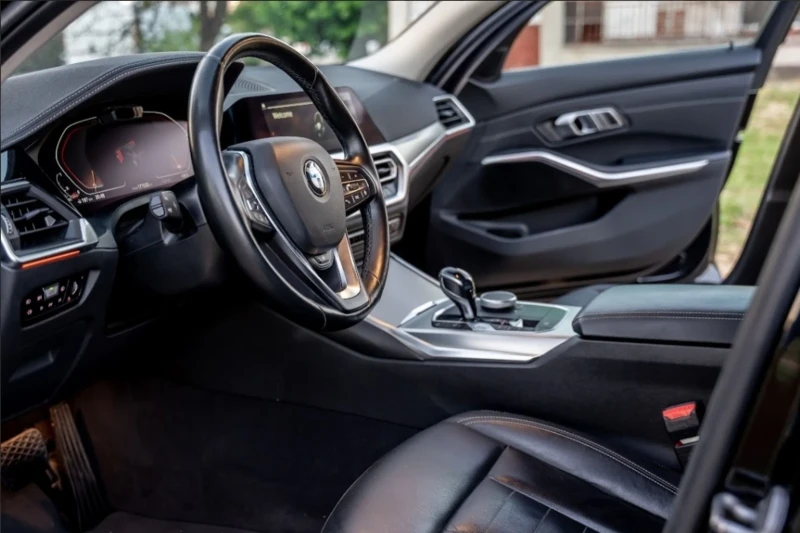 BMW 320 D xDrive Mild Hybrid, снимка 5 - Автомобили и джипове - 52301191