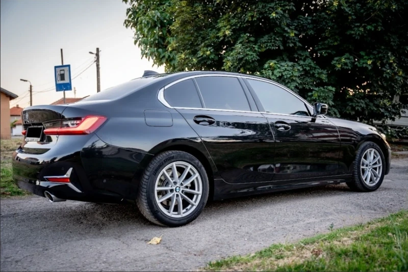 BMW 320 D xDrive Mild Hybrid, снимка 13 - Автомобили и джипове - 52301191