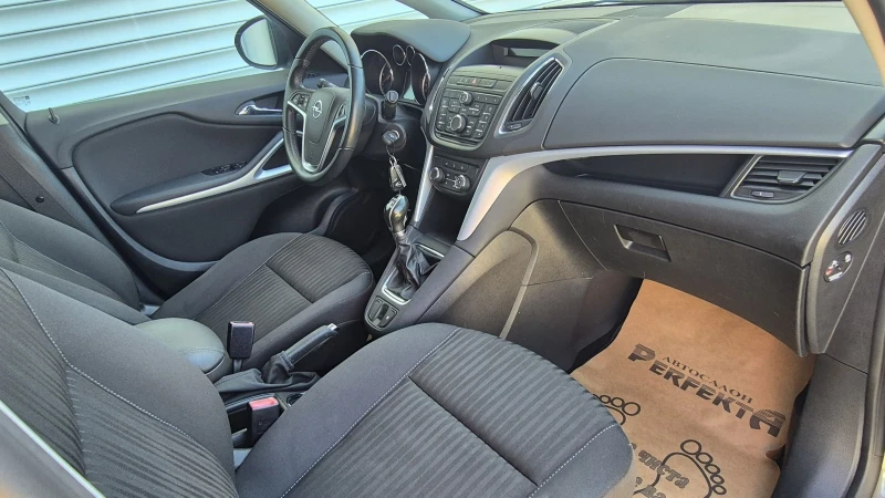 Opel Zafira 2.0 диз 110к.с., снимка 14 - Автомобили и джипове - 51578127