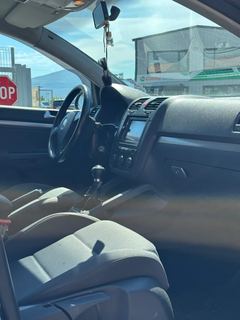 VW Golf, снимка 11 - Автомобили и джипове - 52752962