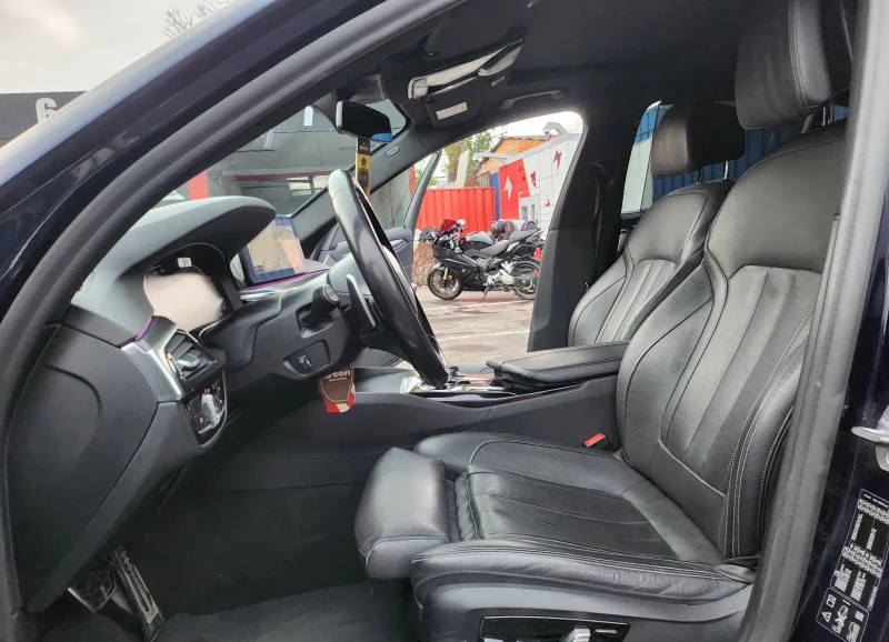 BMW 530 d xDrive M-Pack, снимка 6 - Автомобили и джипове - 52814622