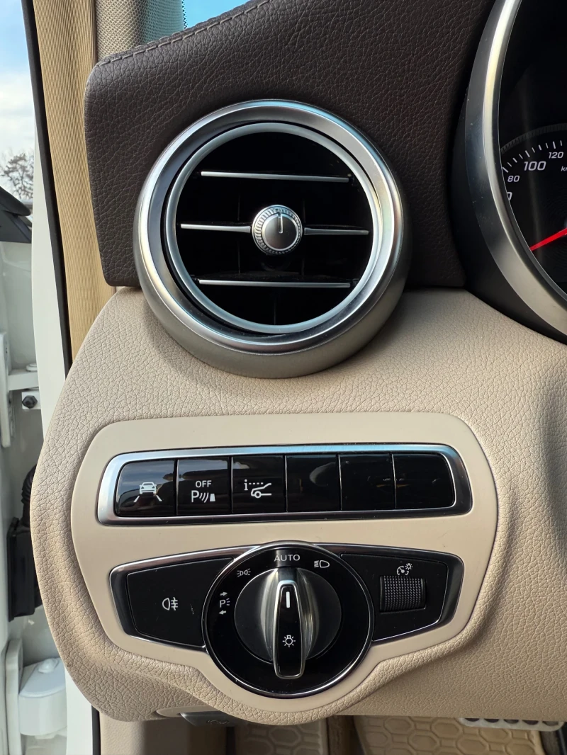 Mercedes-Benz C 220 Mercedes C 220 d 7G Plus | Distronic+ | Въздушно |, снимка 9 - Автомобили и джипове - 52882824