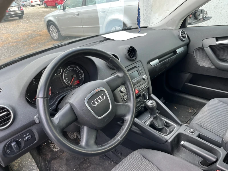 Audi A3 Sportback 1.9TDI, снимка 5 - Автомобили и джипове - 53008456
