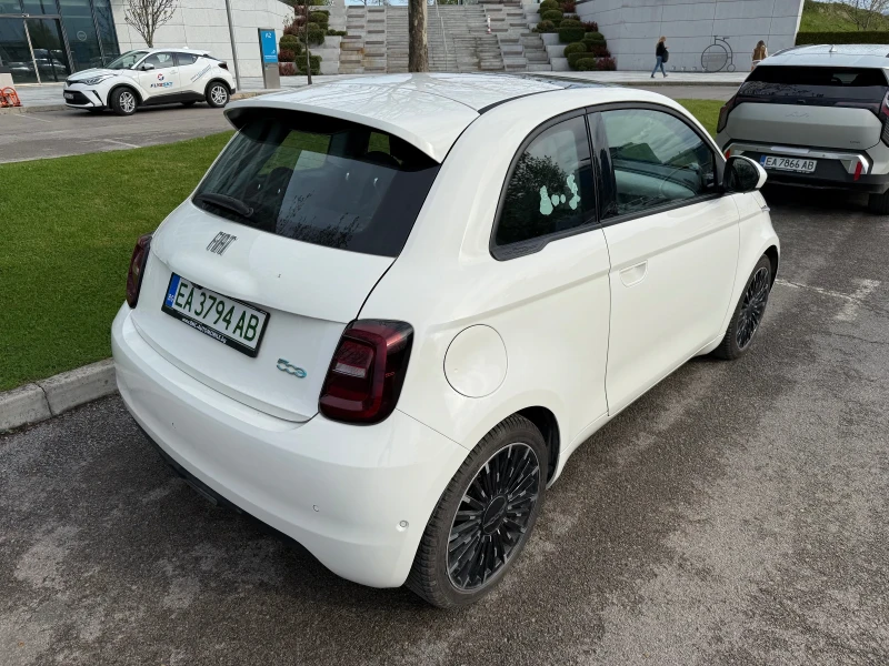 Fiat 500e Icon, снимка 6 - Автомобили и джипове - 53013810