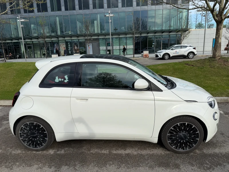Fiat 500e Icon, снимка 7 - Автомобили и джипове - 53013810