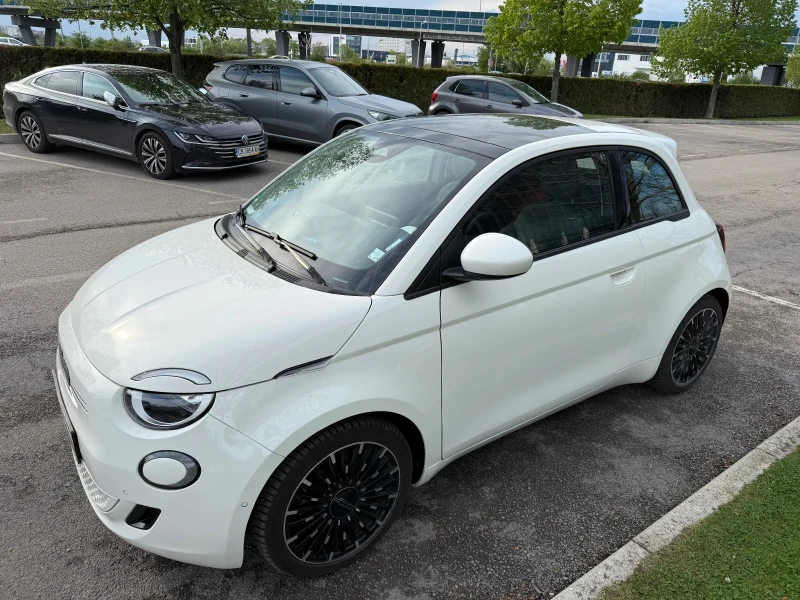 Fiat 500e Icon, снимка 9 - Автомобили и джипове - 53013810