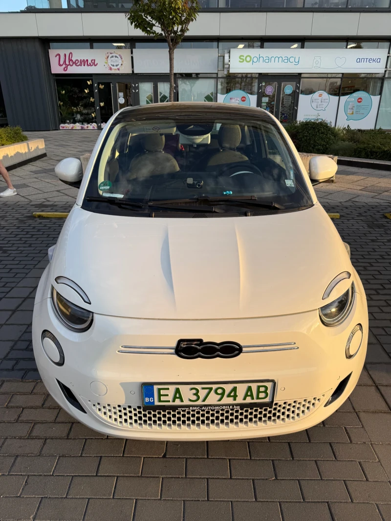 Fiat 500e Icon, снимка 13 - Автомобили и джипове - 53013810