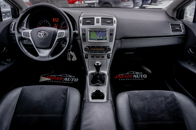 Toyota Avensis 1.8 бензин | КАТО НОВА! AL KANTARA | С ГАРАНЦИЯ, снимка 9 - Автомобили и джипове - 53191007