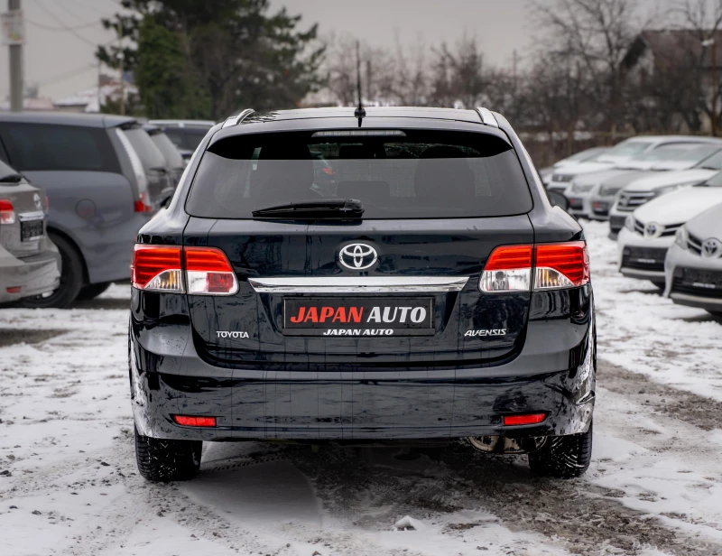 Toyota Avensis 1.8 бензин | КАТО НОВА! AL KANTARA | С ГАРАНЦИЯ, снимка 5 - Автомобили и джипове - 53191007