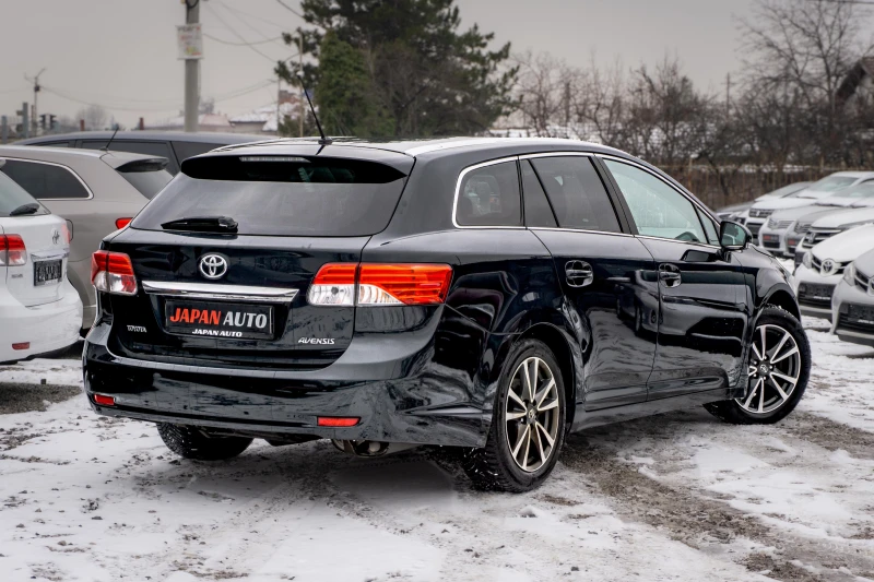 Toyota Avensis 1.8 бензин | КАТО НОВА! AL KANTARA | С ГАРАНЦИЯ, снимка 4 - Автомобили и джипове - 53191007