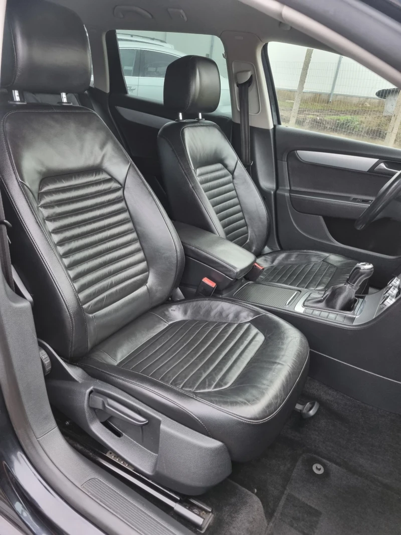 VW Passat 2.0tdi 140коня Highline Топ Топ, снимка 9 - Автомобили и джипове - 53384439