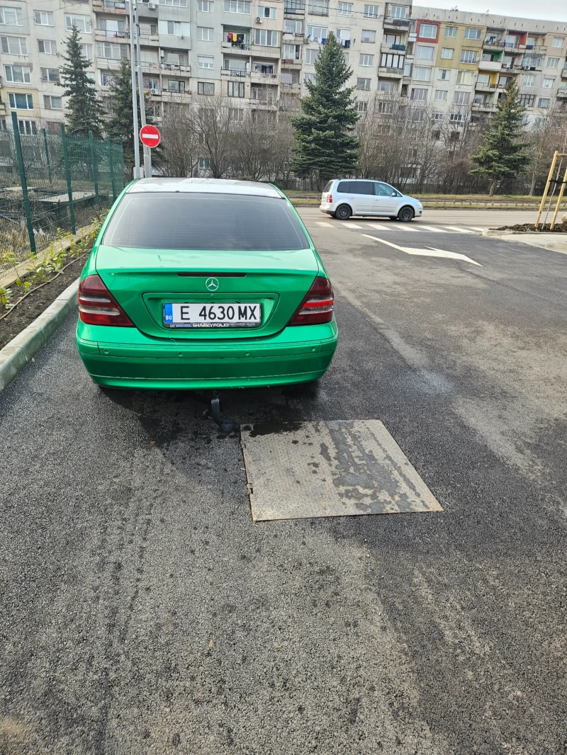 Mercedes-Benz C 270 Бартер, снимка 4 - Автомобили и джипове - 53445309
