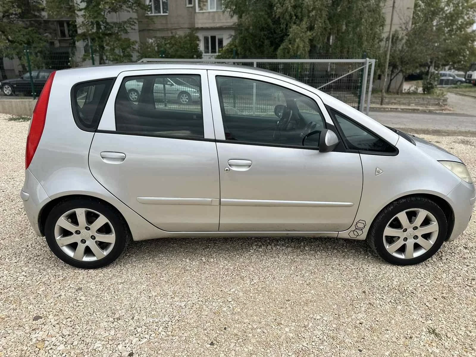 Mitsubishi Colt 1.5//KLIMATIK//NOVA - изображение 6