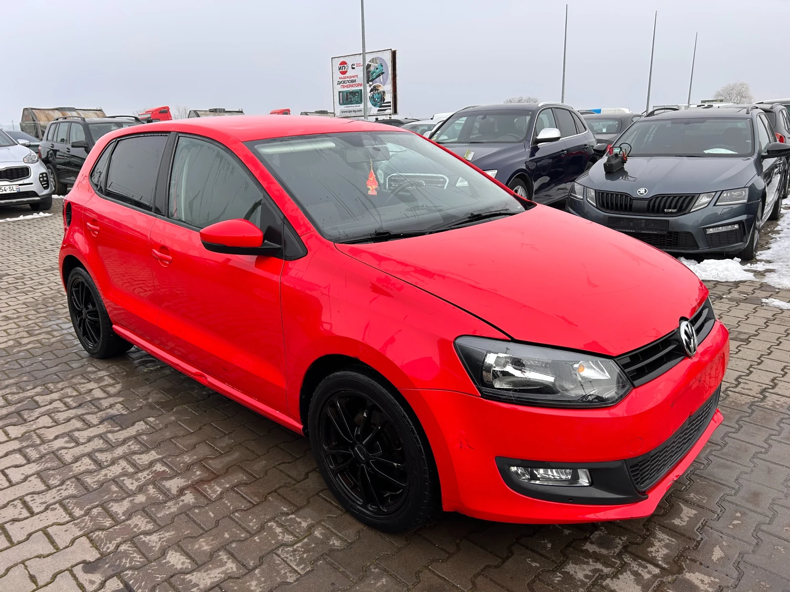 VW Polo 1.2i NAVI EURO 5 - изображение 4