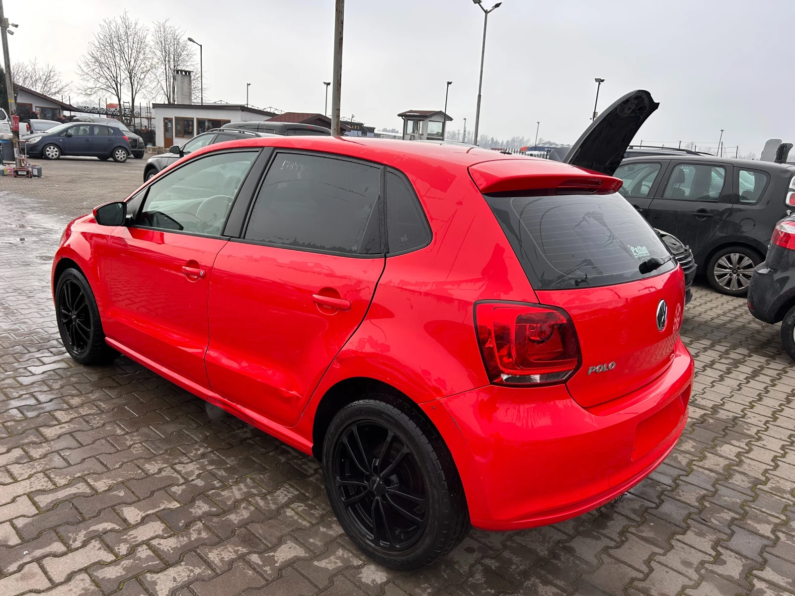 VW Polo 1.2i NAVI EURO 5 - изображение 8