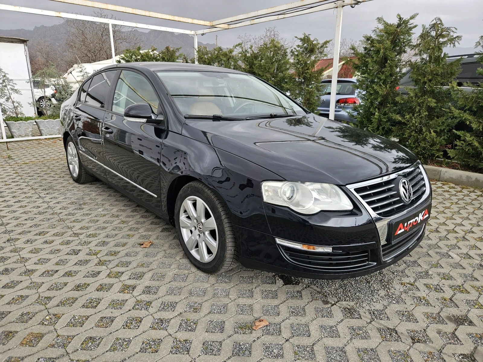 VW Passat 2.0TDI-140кс= СЕДАН= 6СКОРОСТИ= HIGHLINE - изображение 2