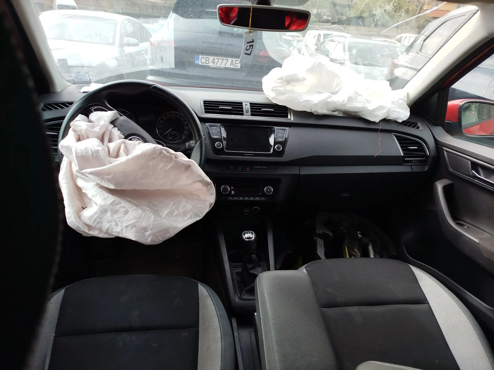 Skoda Fabia 1.0i - изображение 8