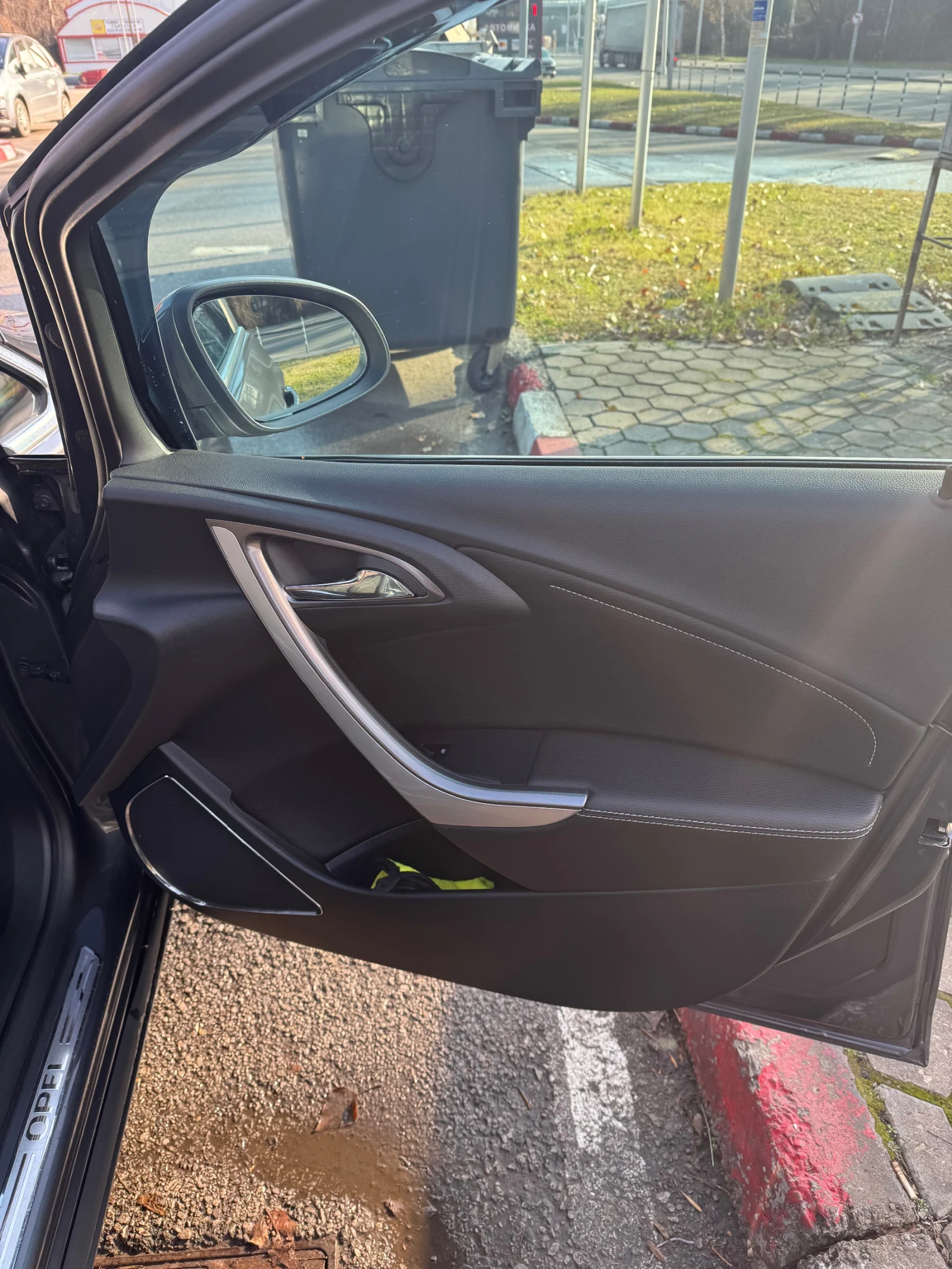 Opel Astra Astra J - изображение 6