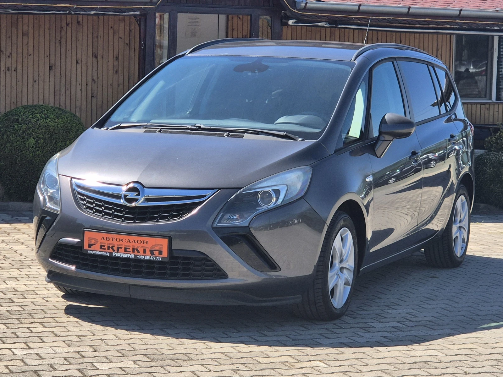 Opel Zafira 2.0 диз 110к.с. - изображение 2