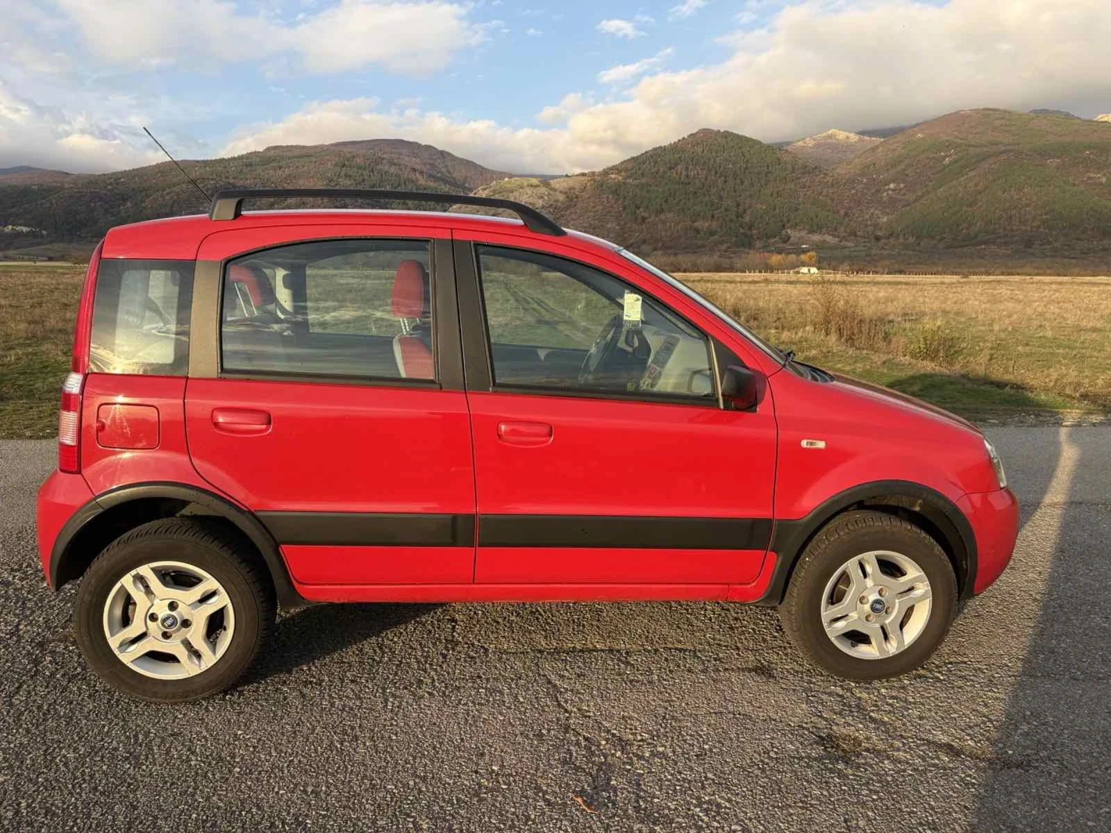 Fiat Panda 1, 2/ KLIMATIK/4X4 - изображение 3