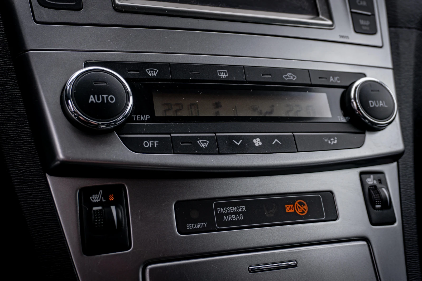 Toyota Avensis 1.8 ������ | ���� ����! AL KANTARA | � �������� | Mobile.bg � ����������� 11