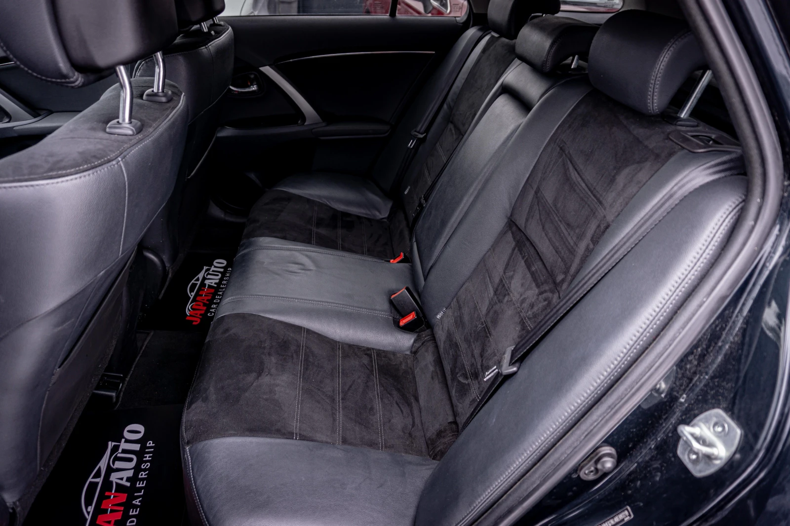 Toyota Avensis 1.8 ������ | ���� ����! AL KANTARA | � �������� | Mobile.bg � ����������� 14