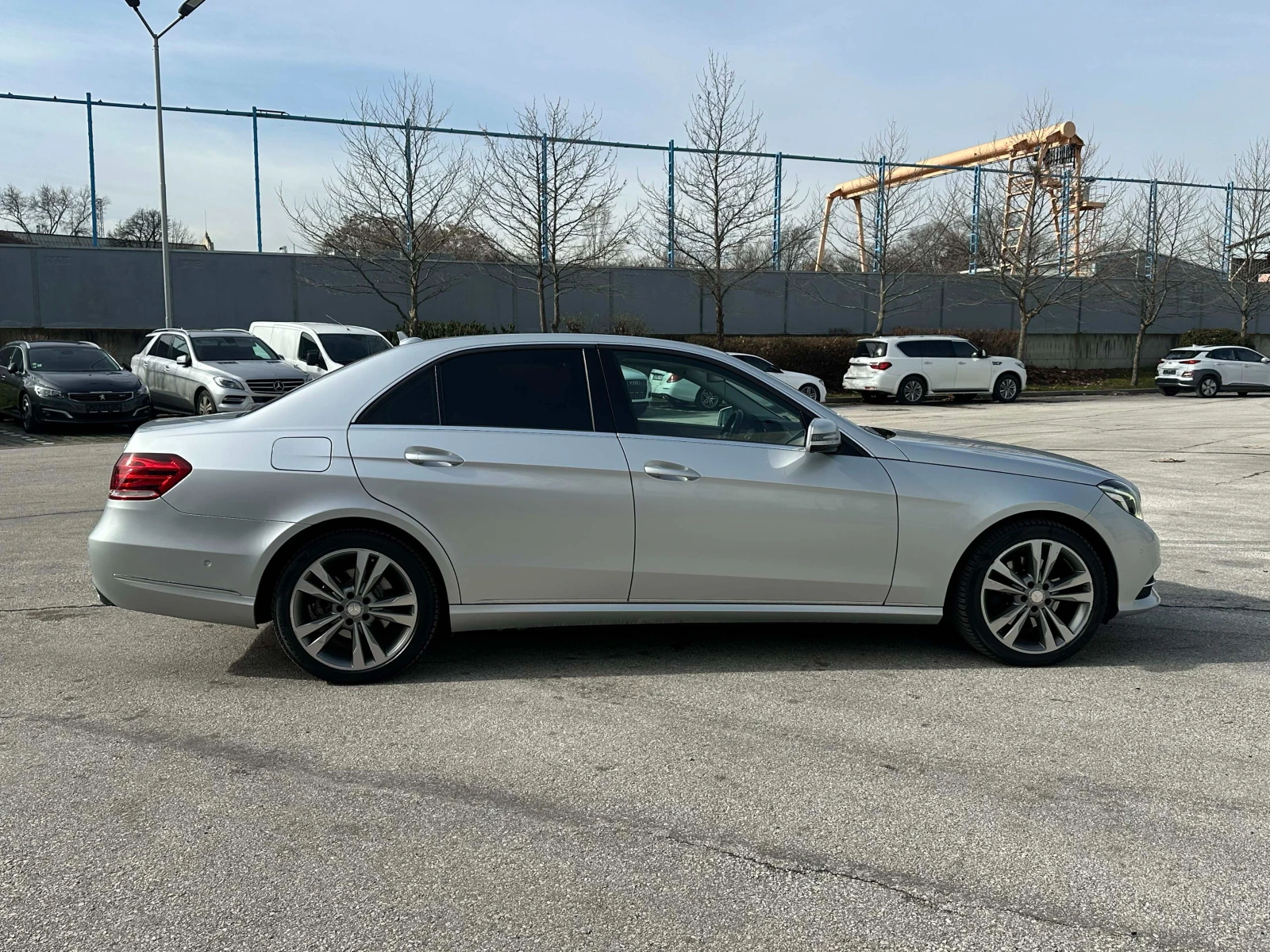 Mercedes-Benz E 250  - изображение 5