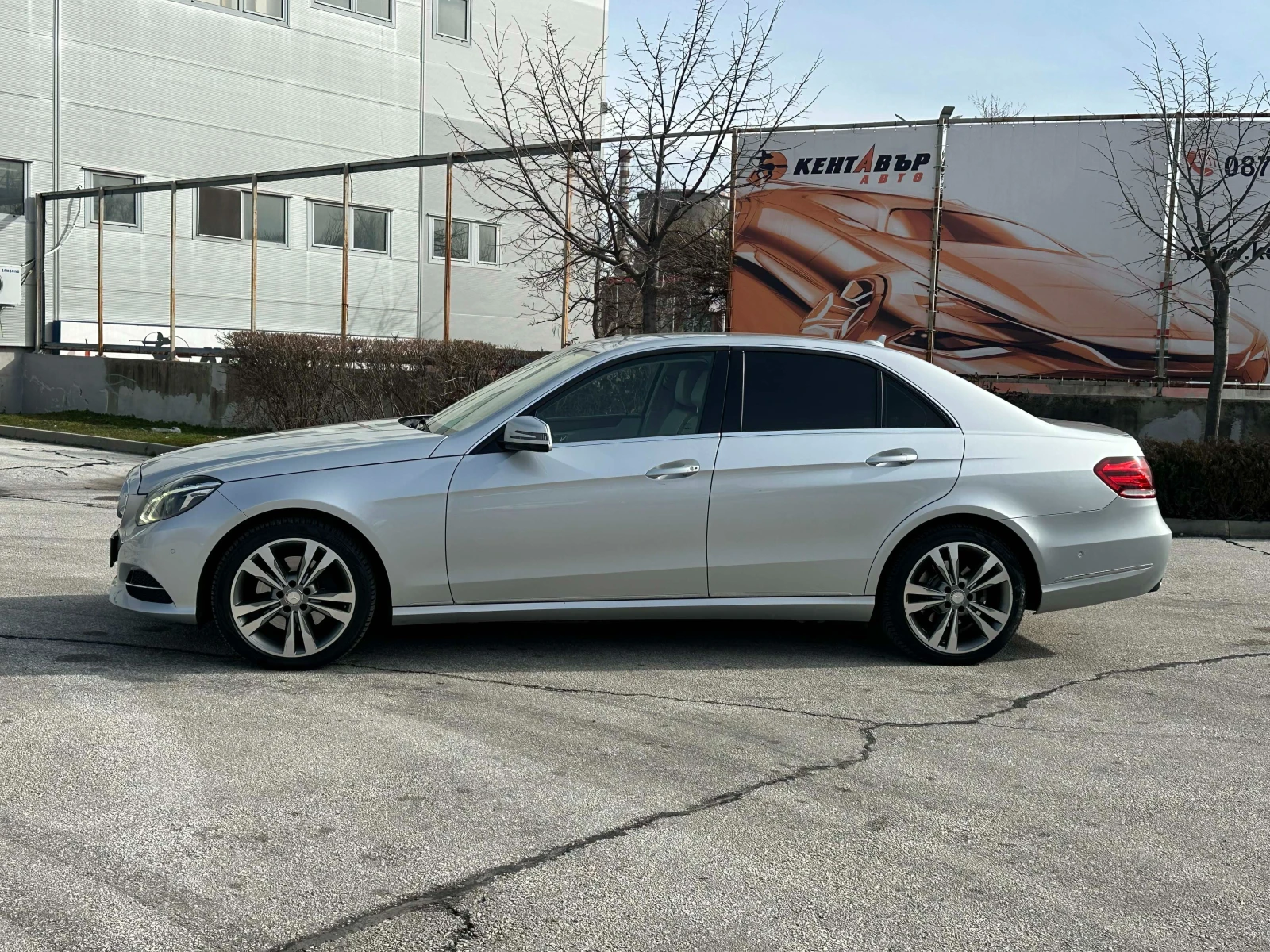 Mercedes-Benz E 250  - изображение 2