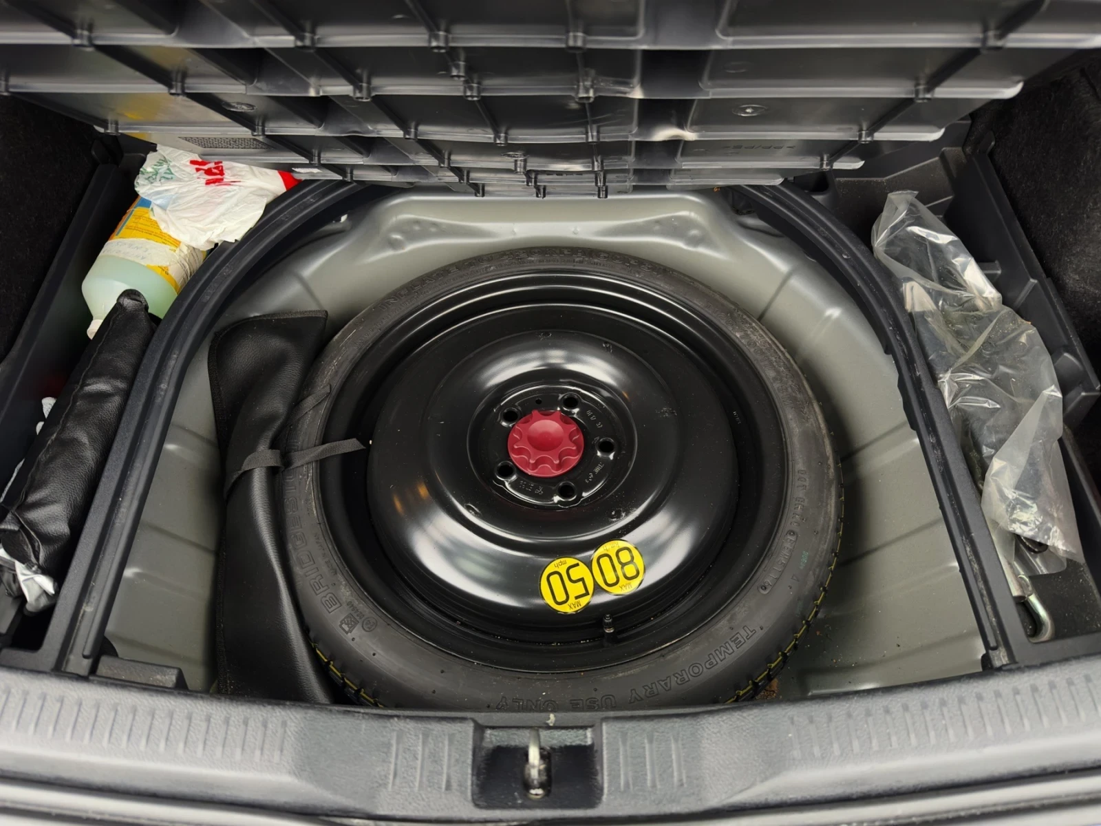 Toyota Auris, снимка 16 - Автомобили и джипове - 53630067