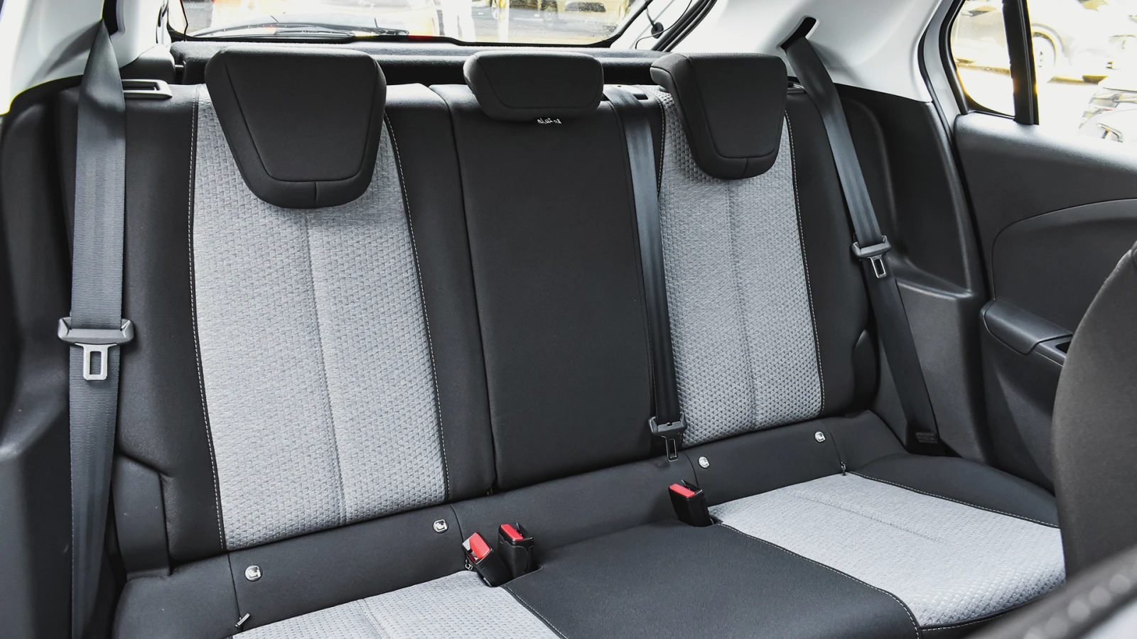 Opel Corsa e-Edition 50 kWh, снимка 11 - Автомобили и джипове - 53784731