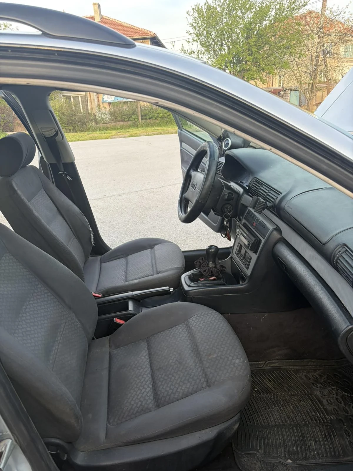 Audi A4 1.8 T с газ, снимка 8 - Автомобили и джипове - 54220889