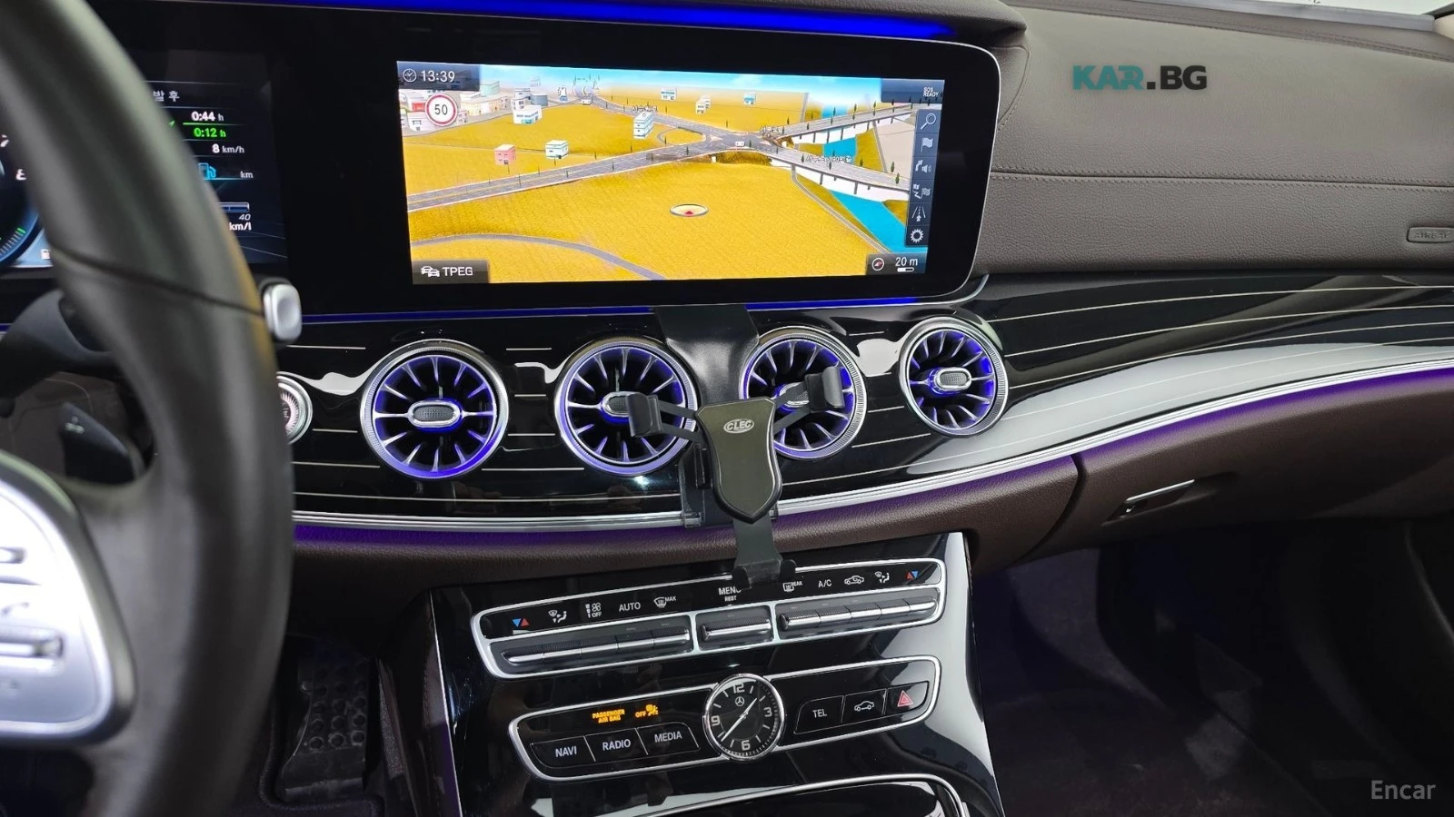 Mercedes-Benz CLS 450 * AMG* 4MATIC* ПОДГРЕВ* ОБДУХВАНЕ* ПАНО* 360* HUD*, снимка 14 - Автомобили и джипове - 55050800