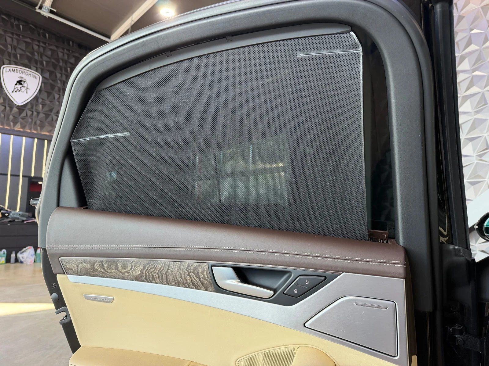 Audi A8 4.2 TDI QUATTRO MATRIX * S LINE * BOSE * ШИБЕДАХ, снимка 8 - Автомобили и джипове - 55465849
