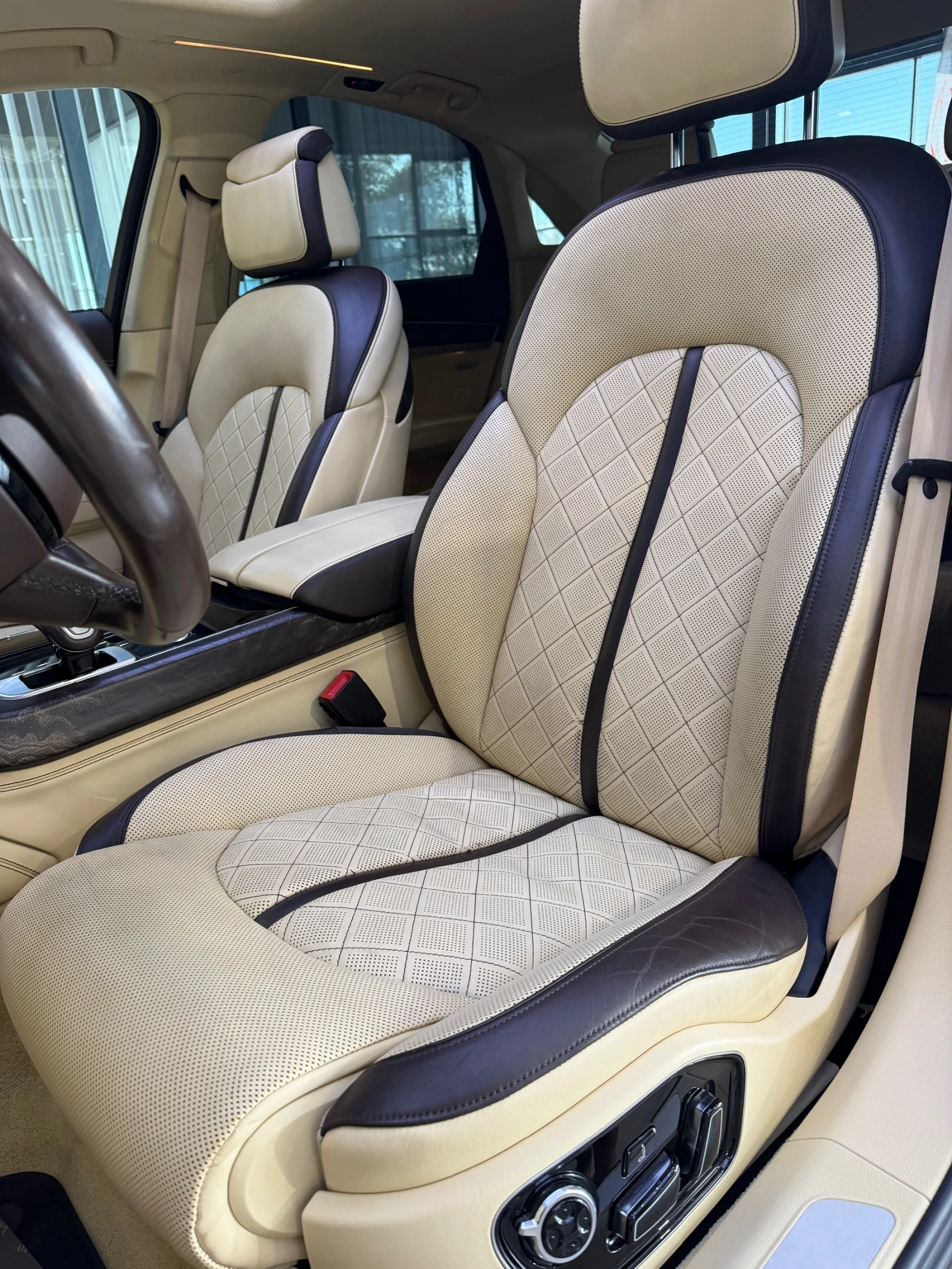 Audi A8 4.2 TDI QUATTRO MATRIX * S LINE * BOSE * ШИБЕДАХ, снимка 14 - Автомобили и джипове - 55465849