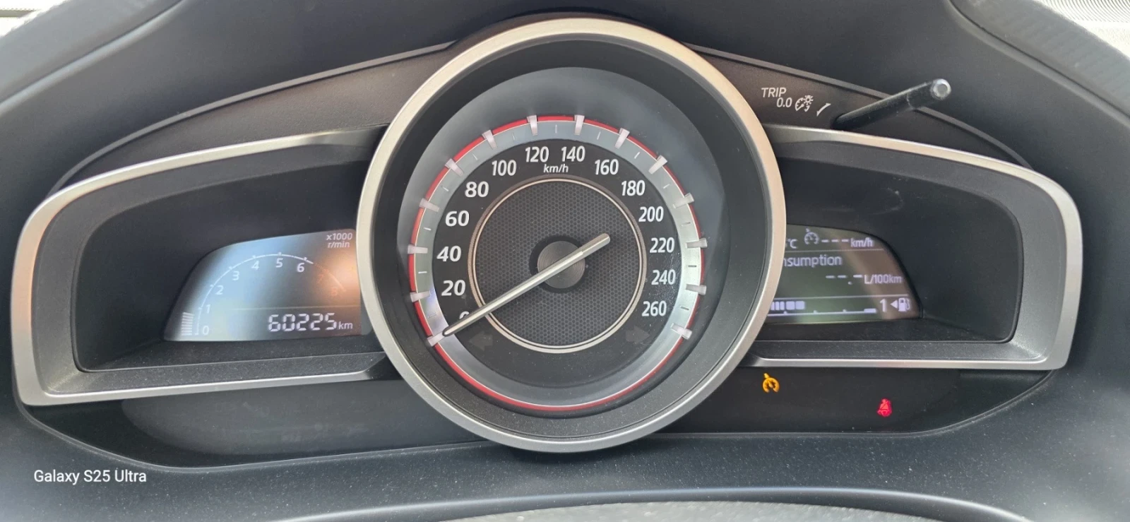 Mazda 3, снимка 6 - Автомобили и джипове - 55513793