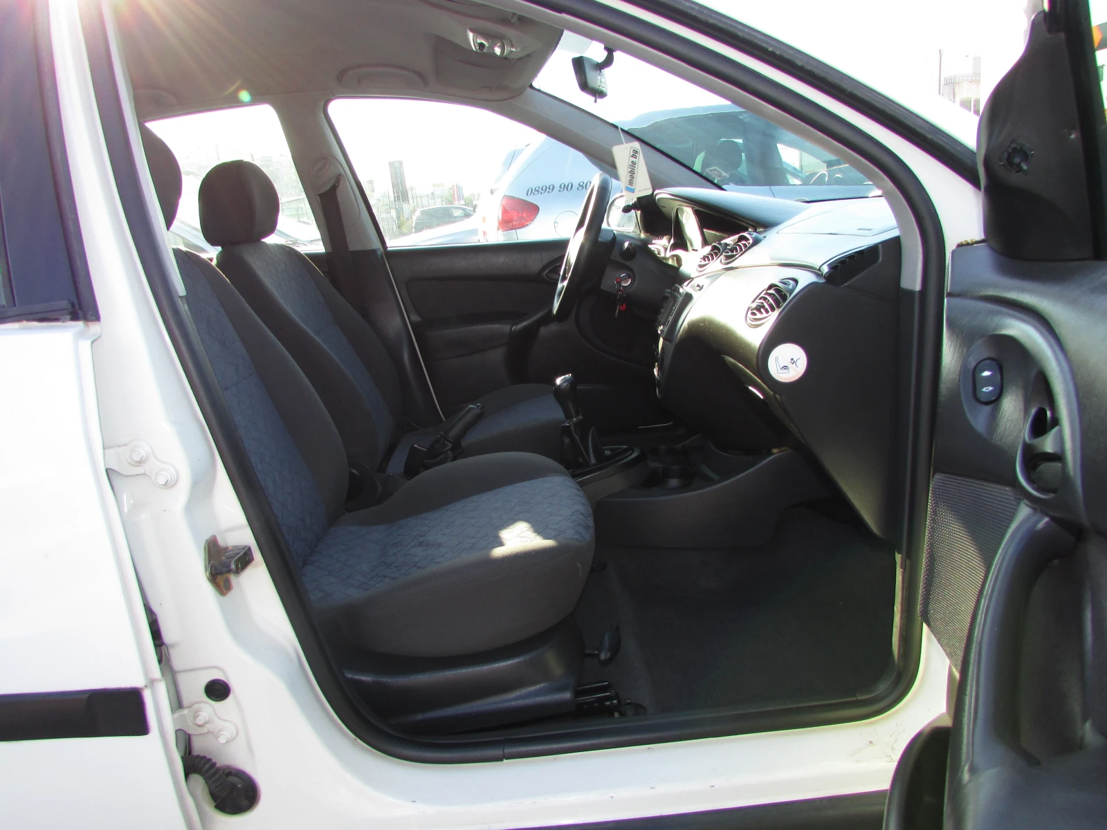Ford Focus 1.6i EURO3, снимка 10 - Автомобили и джипове - 55671120