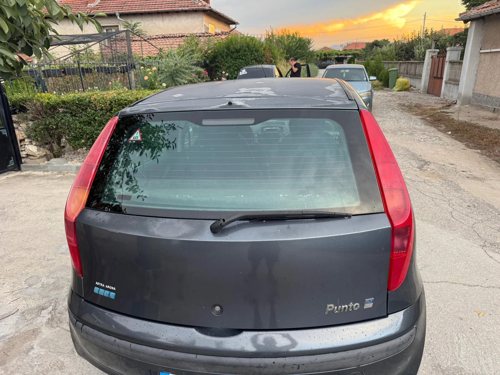 Fiat Punto, снимка 2 - Автомобили и джипове - 55791921