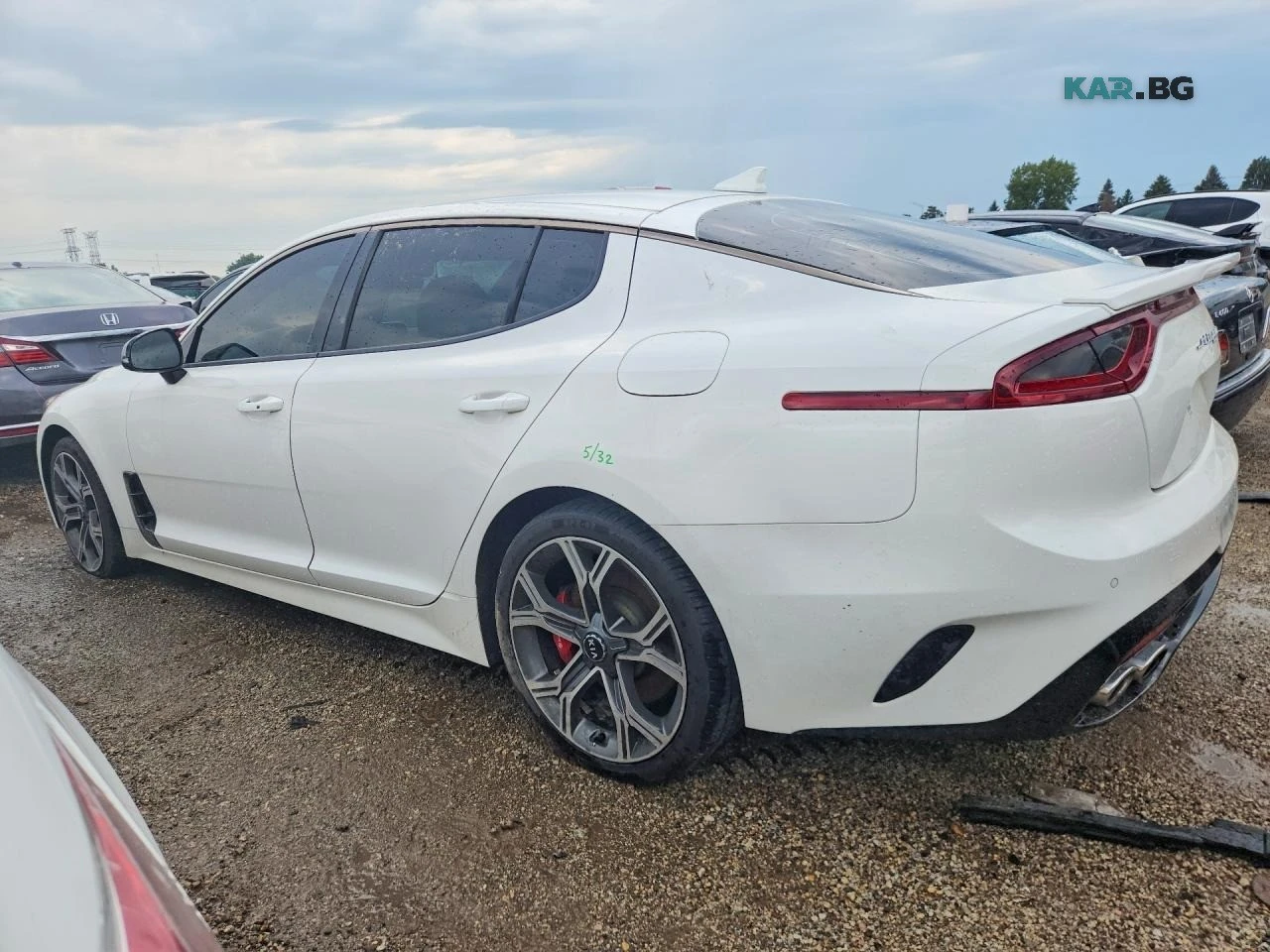 Kia Stinger GT* АвтоКредит* (ЦЕНА ДО БГ), снимка 2 - Автомобили и джипове - 56569366
