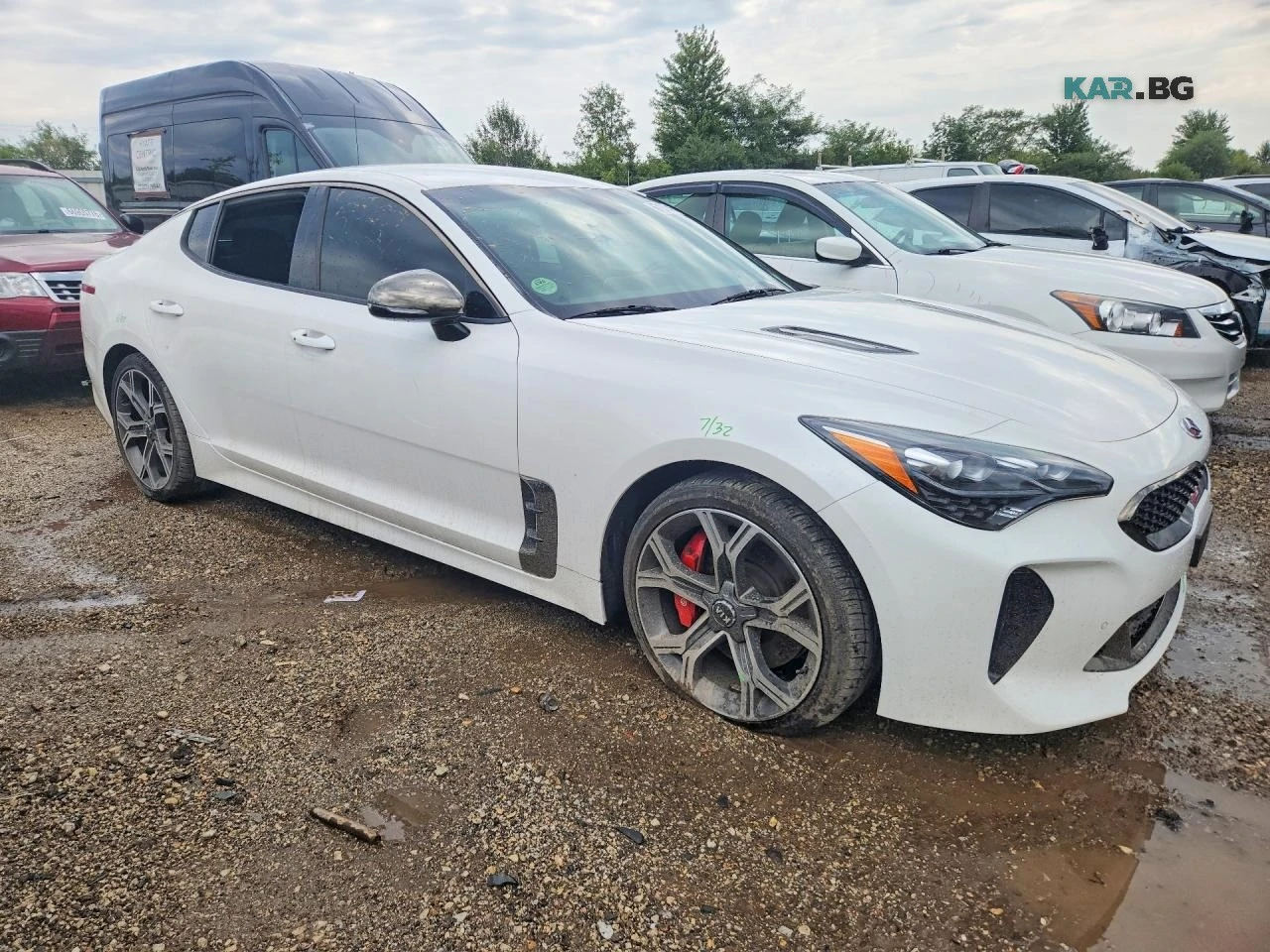 Kia Stinger GT* АвтоКредит* (ЦЕНА ДО БГ), снимка 4 - Автомобили и джипове - 56569366