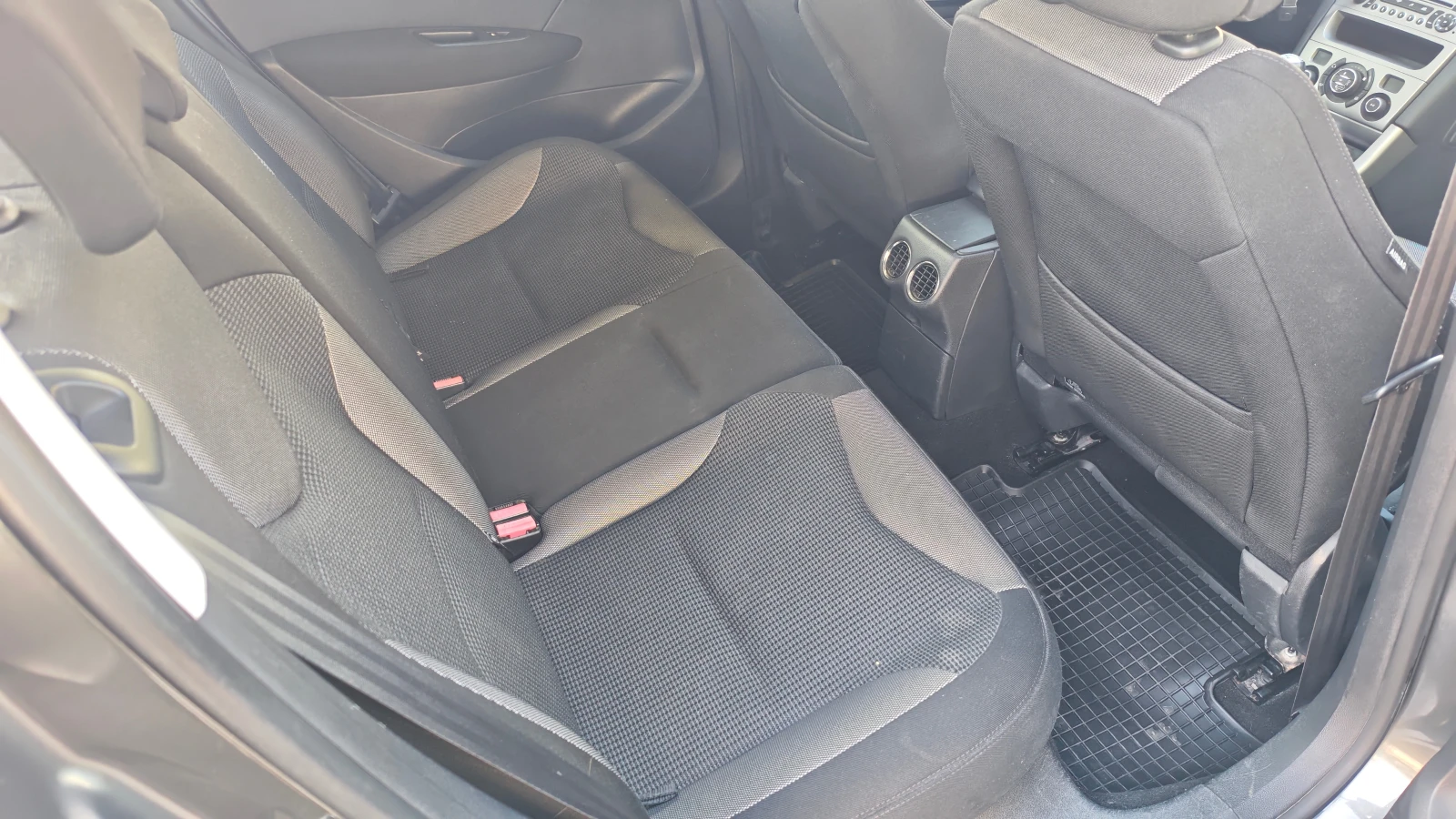Peugeot 308, снимка 10 - Автомобили и джипове - 56633441