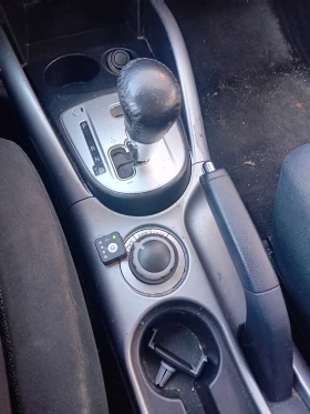 Mitsubishi Outlander 2.4 Газ 4Х4, снимка 11